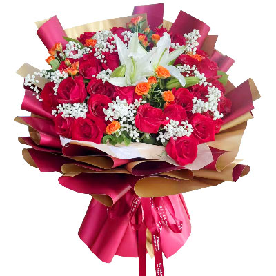 中山33朵红玫瑰百合，爱如同花般绽放